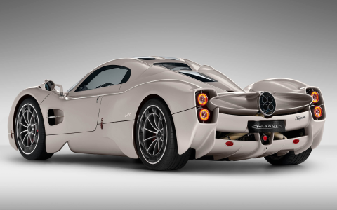 Fastest Pagani: Explore the Ultimate Speed Machines Now.
