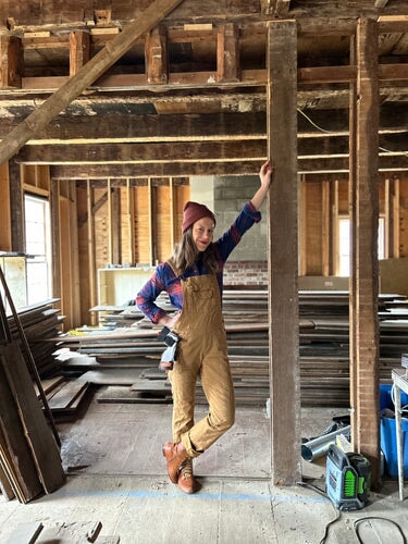 Dovetail Workwear for different jobs, explore the best options for your needs.