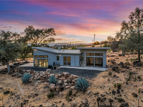 House in a Mountain For Sale: Check New Listings Now!