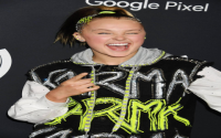 Dress Like Jojo Siwa: Outfit Essentials for Every Super Fan!