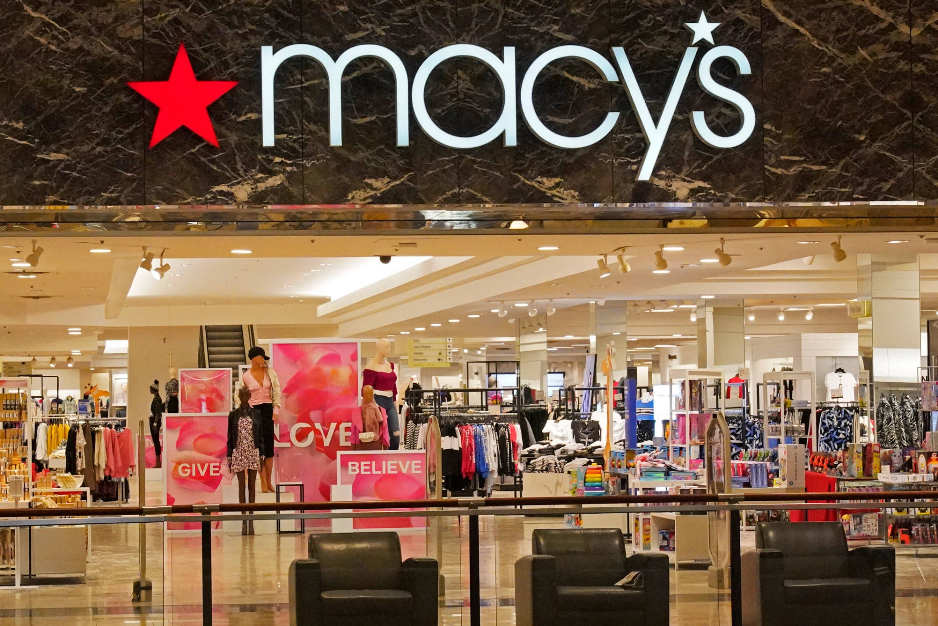 Landing a Macys Job: Get Ready for the Macys Interview Now.