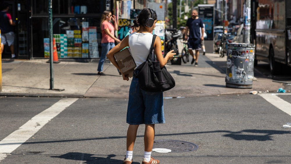 New York Street Fashion 2024: See the Latest Styles.
