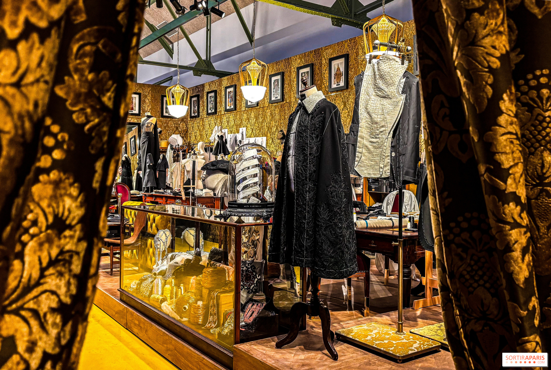 Fashion Exhibition Paris: Your Ultimate Guide to the Hottest Shows & Events!