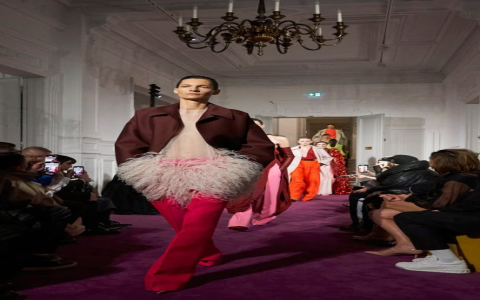 Naomi Mugler Fashion: Explore the Latest Trends and Styles