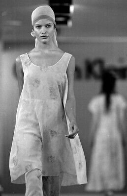 Calvin Klein SS 93: Where to Find the Best Vintage Pieces Today.
