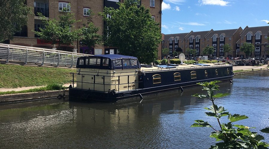Visiting The Apsley? (Everything You Need to Know)
