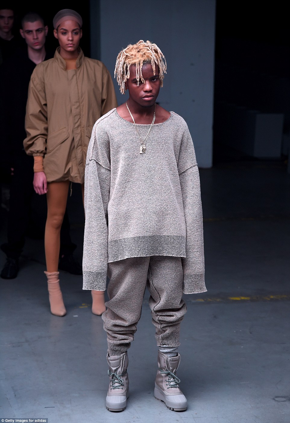 Want Kanye Wests Fashion Clothes? Find Affordable Looks.