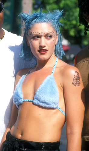 Gwen Stefani in 1998:What Was She Up To? (Music, Fashion & Life)