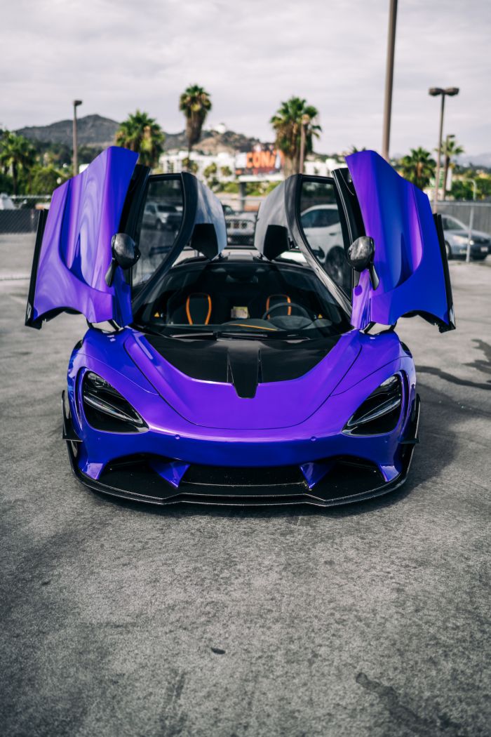 Custom Purple McLaren: Build your own unique car!