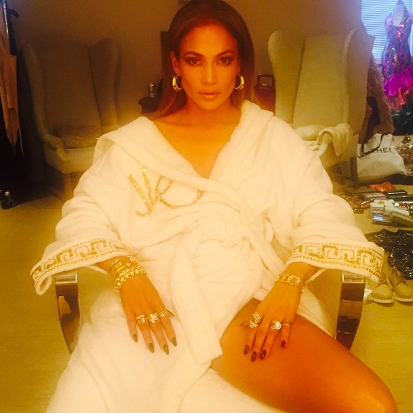 Jennifer Lopez pussie buzz: Why is everyone searching?
