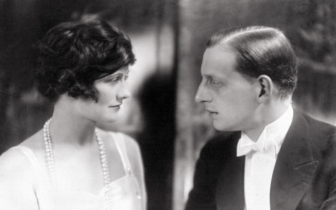 Coco Chanel Pics: Browse Classic Photos & Vintage Style