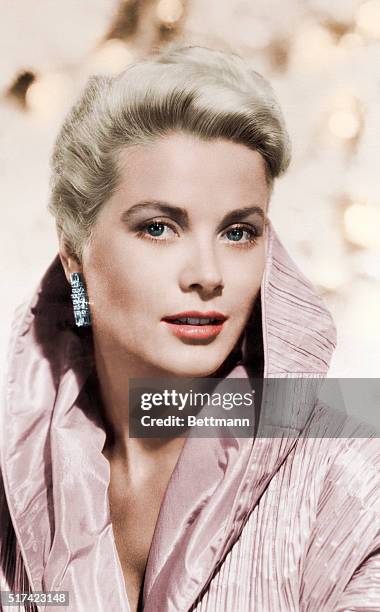 Hunting for a picture of grace kelly? (Find great images easily)