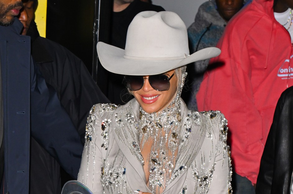 Where can I buy Beyonce cowboy boots? Find the best places to shop her amazing western style now.