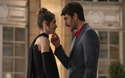 Want Emilys chic Parisian style? Discover the top emily in paris brands featured in the hit show.