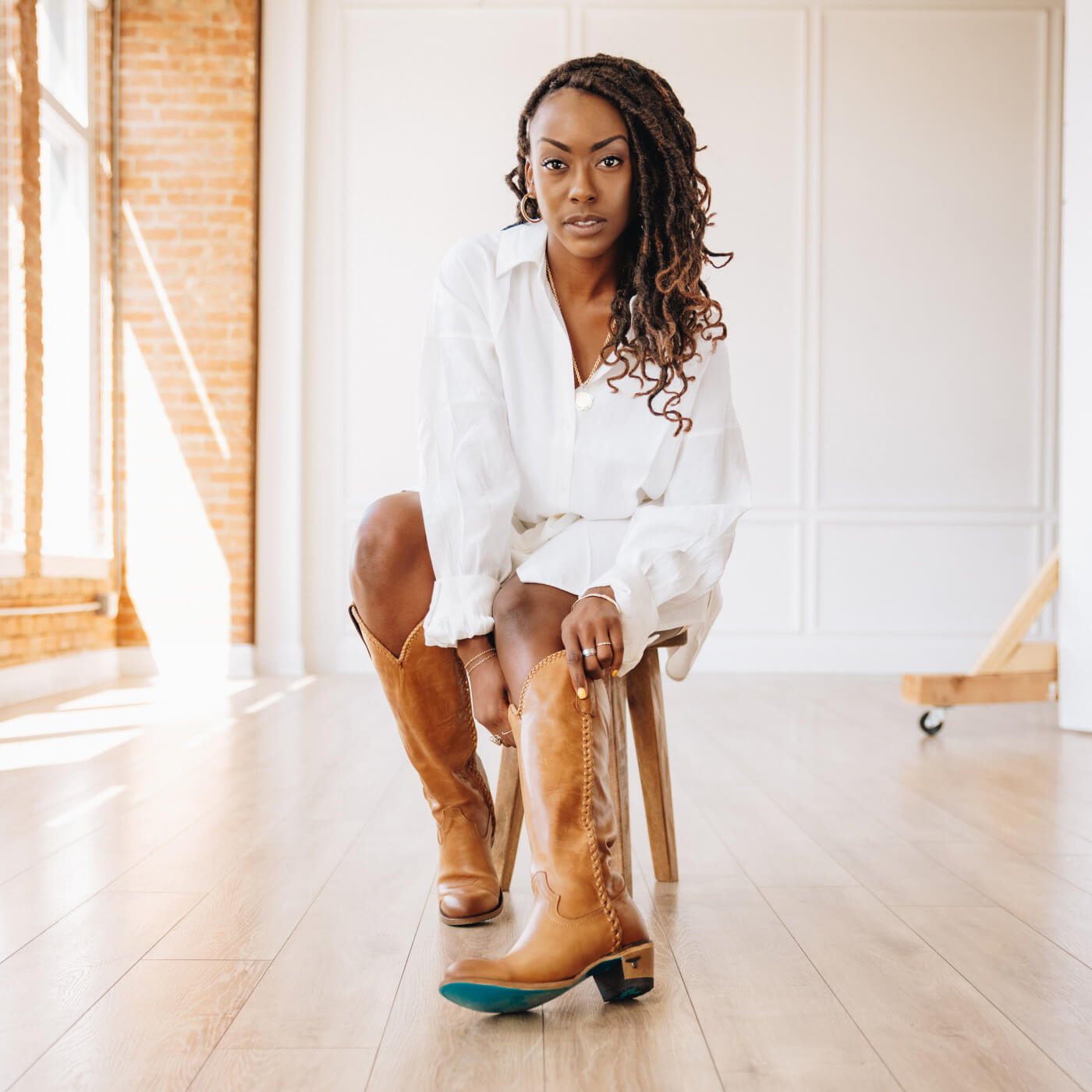 Rocking cowgirl boots: Styling tips and what to wear
