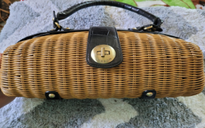 Is investing in a monsac purse actually worth it (Discover why so many users love this classic bag)