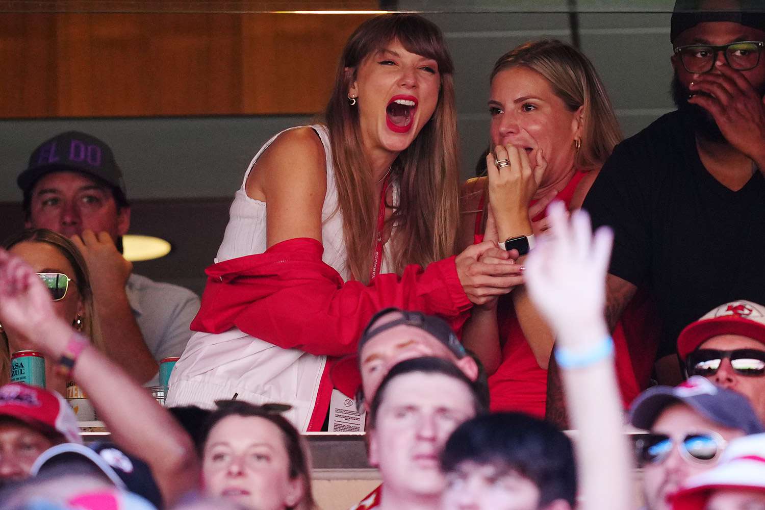 Want to see Taylor Swift at game photos? Check out the very best fan pics and moments here online.