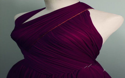 How Herve L. Leroux Changed Fashion? Details & Style Guide
