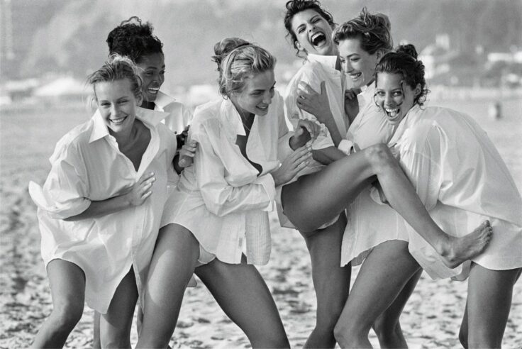Remembering a legend through peter lindbergh famous photos: relive his most breathtaking photography moments.