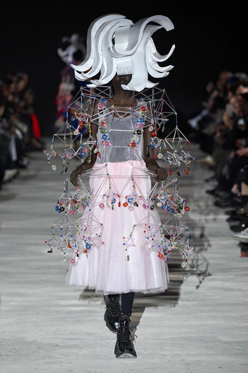What are the latest looks from Ninomiya Keis runway show? See the newest styles right here.