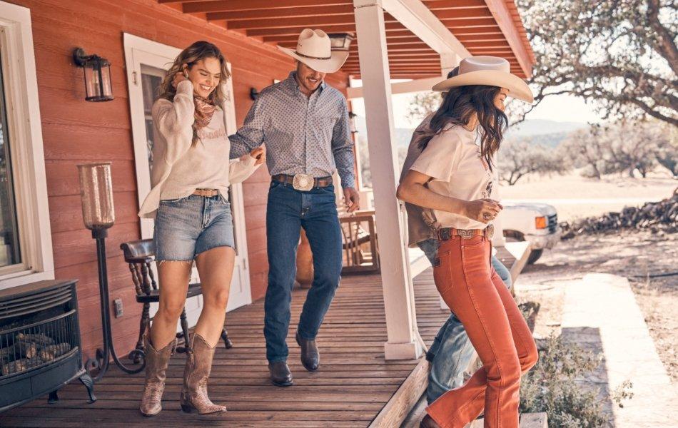 Want the best western wear pictures on the internet? These websites have stunning collections just waiting for you!