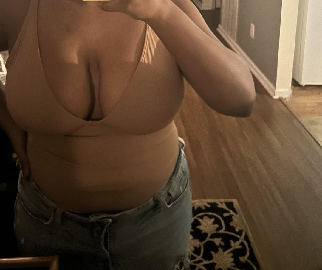 Huge Busty Tits: The Ultimate Guide to Finding Them Online