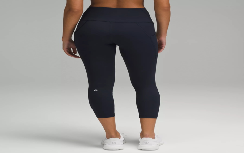 What makes these capri leggings so comfortable? (Discover the best fabrics for all day wear)