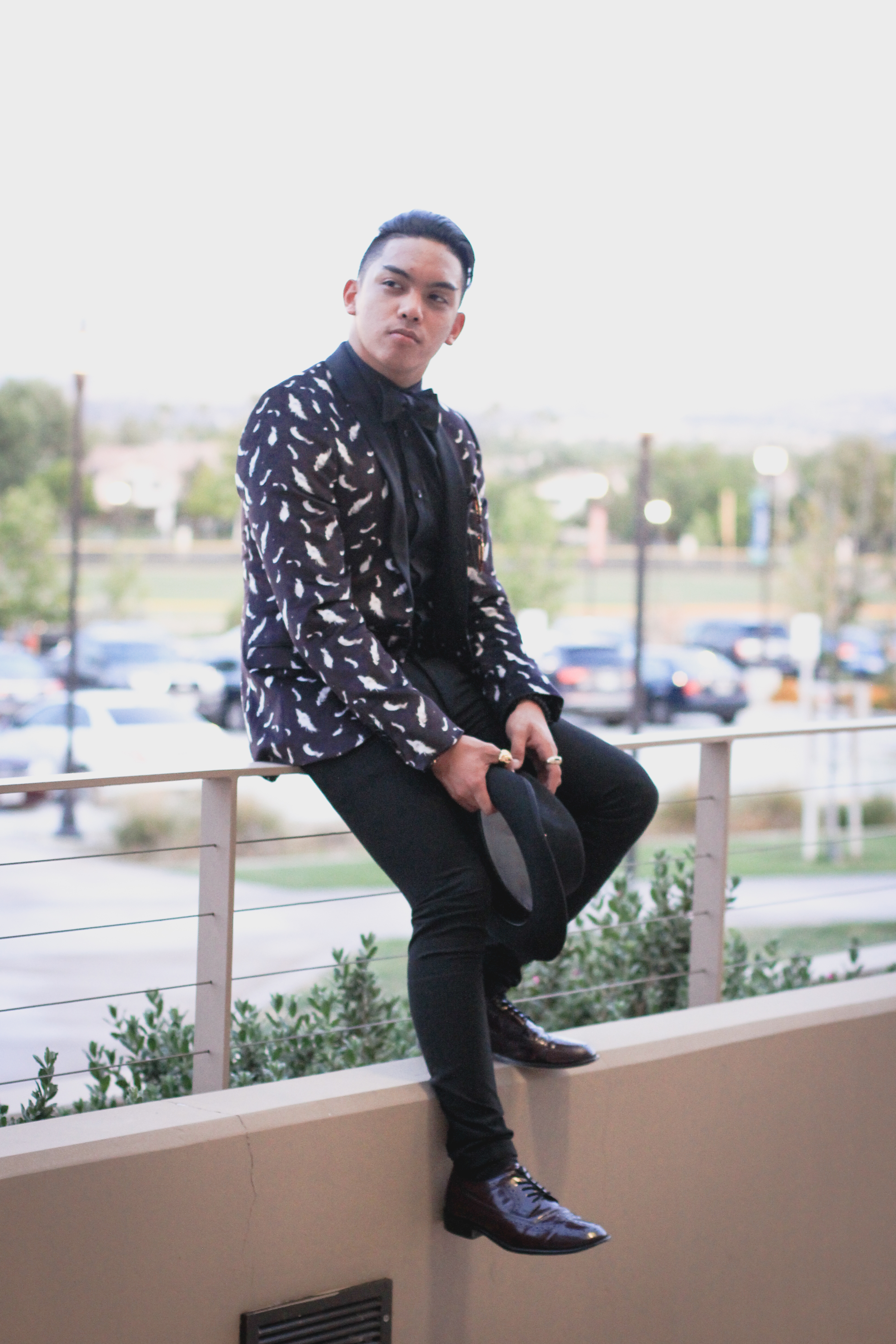 Men, What to Wear to a Fashion Show? Fashionable Guide