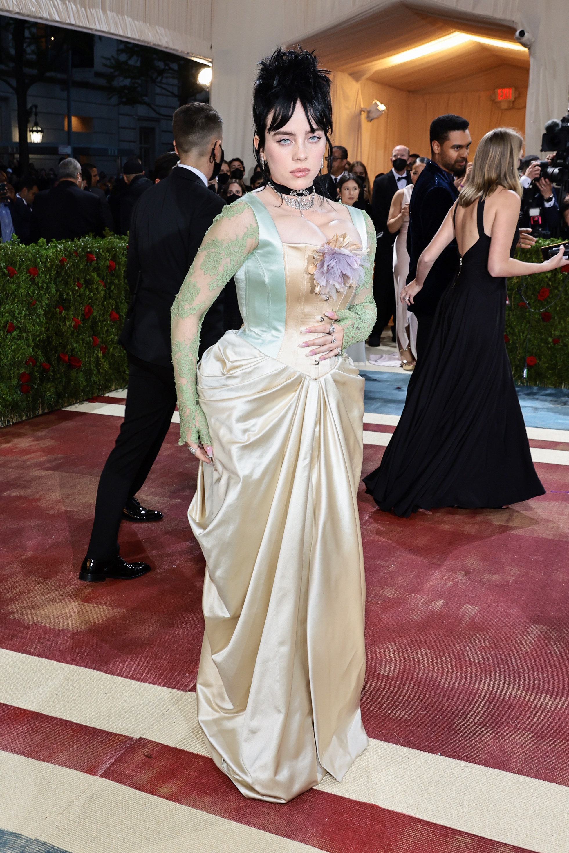 OMG! Billie Eilishs Met Gala 2022 Outfit Was So Unique