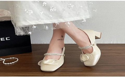 Are mary jane wedding heels a good choice for brides? Yes! They are stylish and super comfortable!