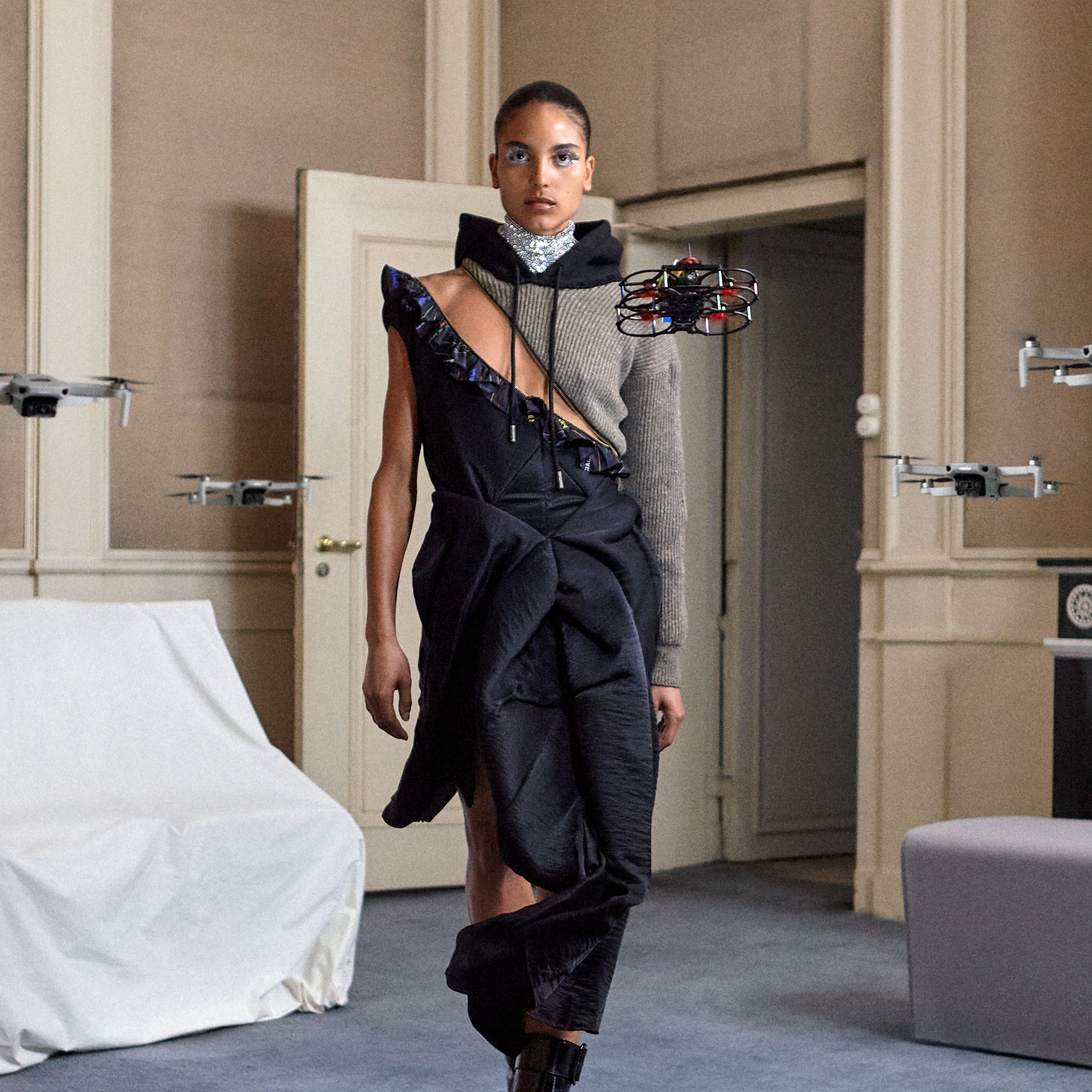 What is Duran Lantinks unique fashion style? Discover his super bold designs and upcycled creations.