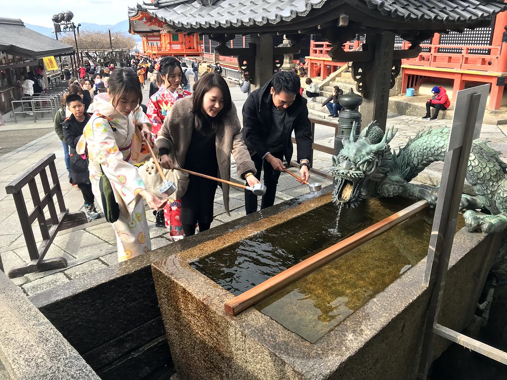 For temples and shrines, can you wear tank tops in Japan? Find out what to wear to show respect.