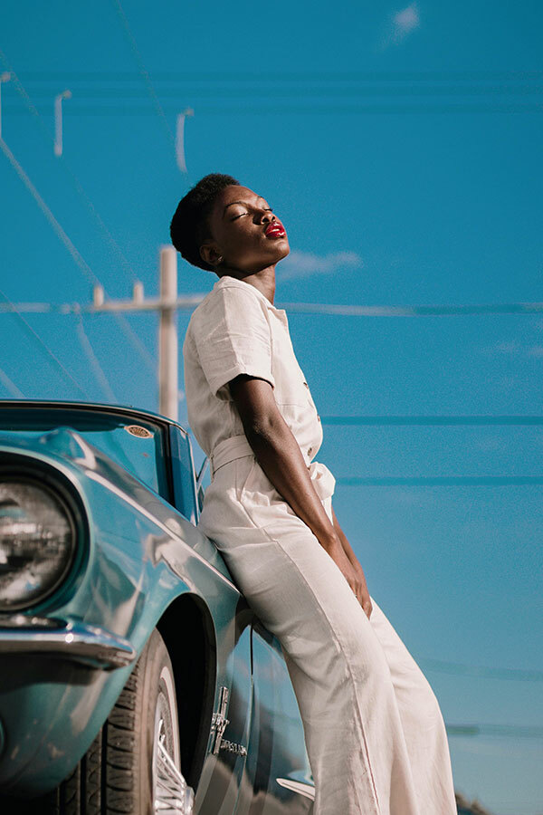 How to style 2014 clothes for a cool retro look? Easy ways to bring back that specific fashion vibe now.