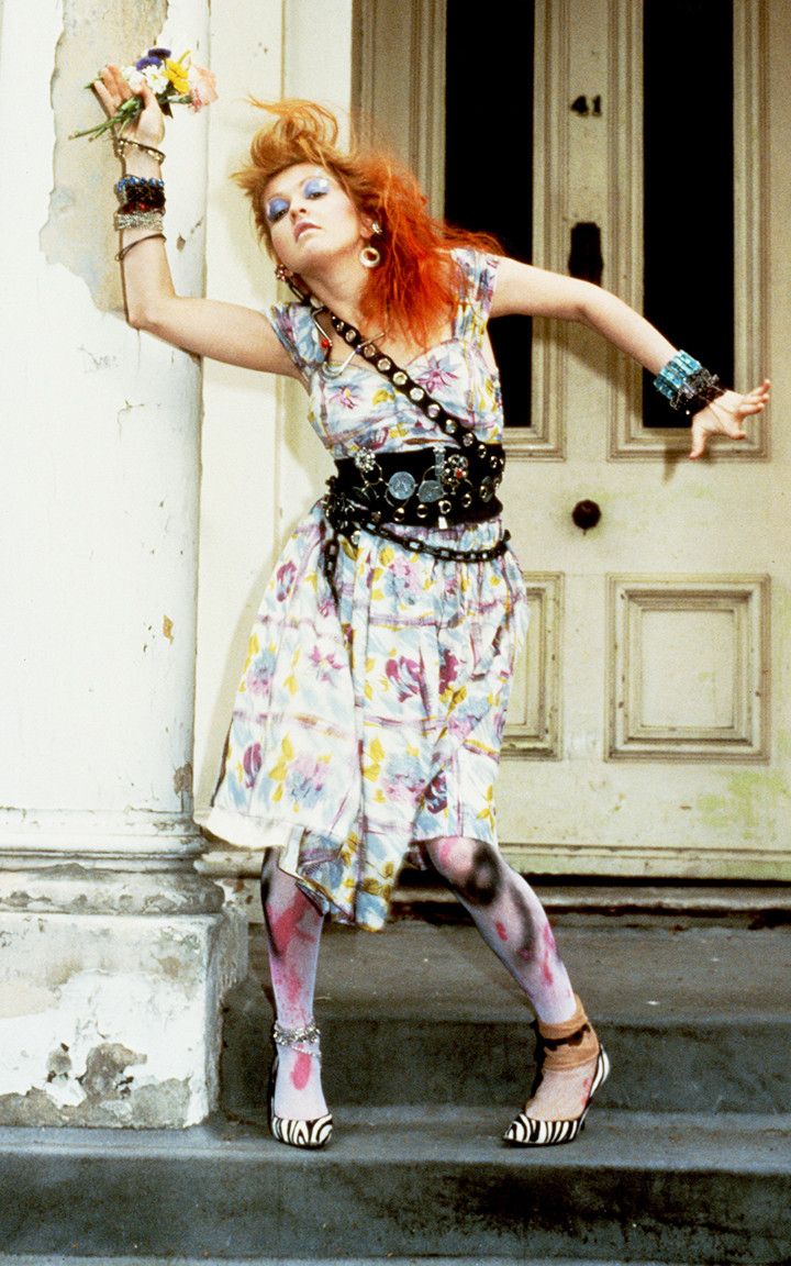 Why is womens clothing 80s still loved? Explore the most iconic and cool styles from that era!