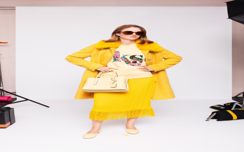 Need some beautiful Kate Spade pics for daily inspiration? Get your fresh dose of fashion ideas right here!