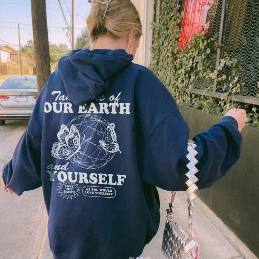 Looking for a unique cool sweatshirt? Explore these awesome designs you will absolutely love today.