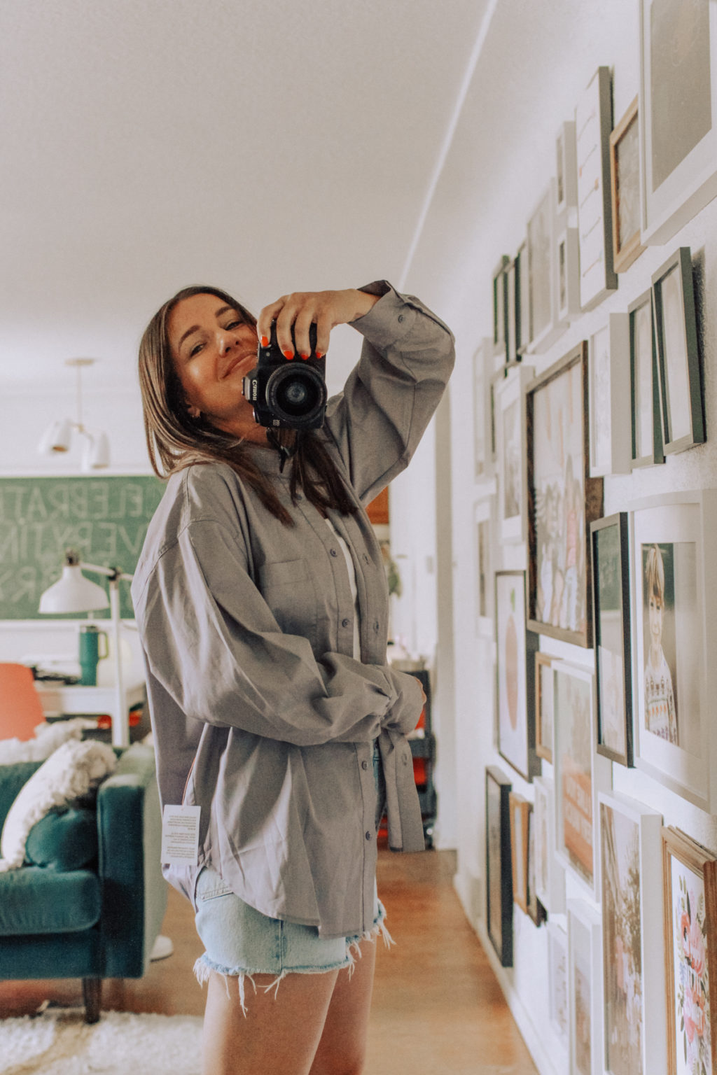 Whats so great about an oversized button shirt? Its comfy, stylish, and heres why everyone loves it.