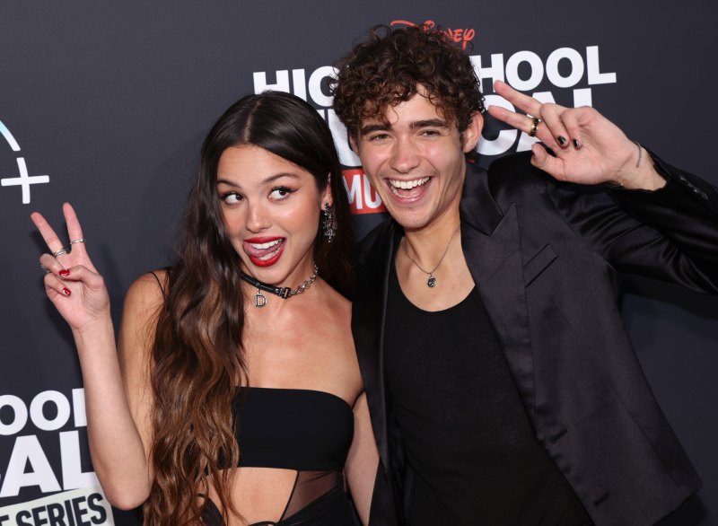 joshua bassett girlfriend updates: Who is he dating? Stay informed with the most recent relationship facts!