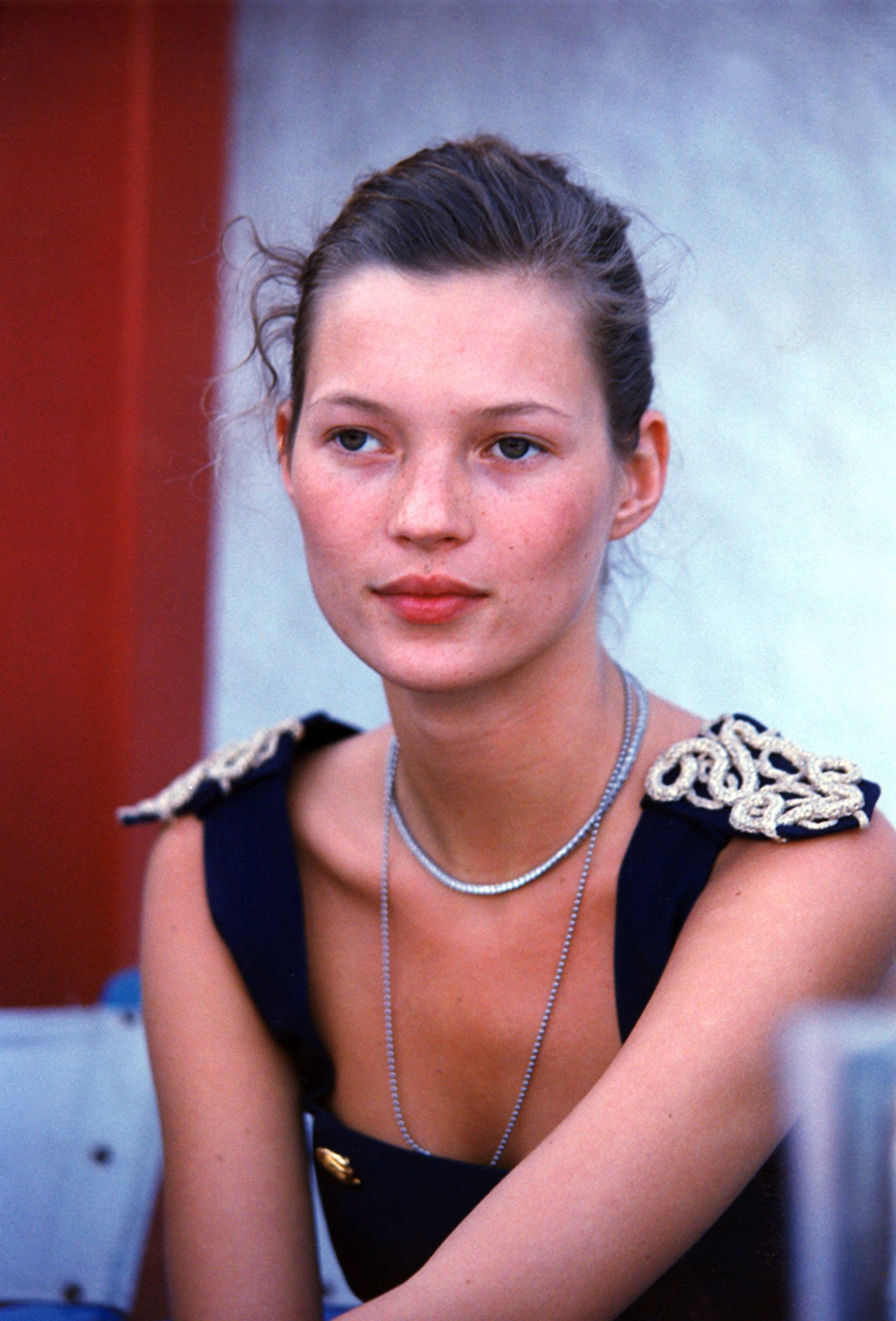 Looking for kate moss 14 photos? See rare pictures from the beginning of her modeling career.