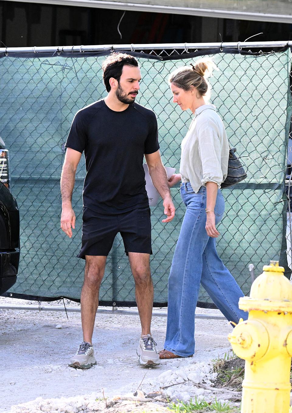 Whats the real story with gisele bündchen and joaquim valente? We explore their connection and recent public appearances.