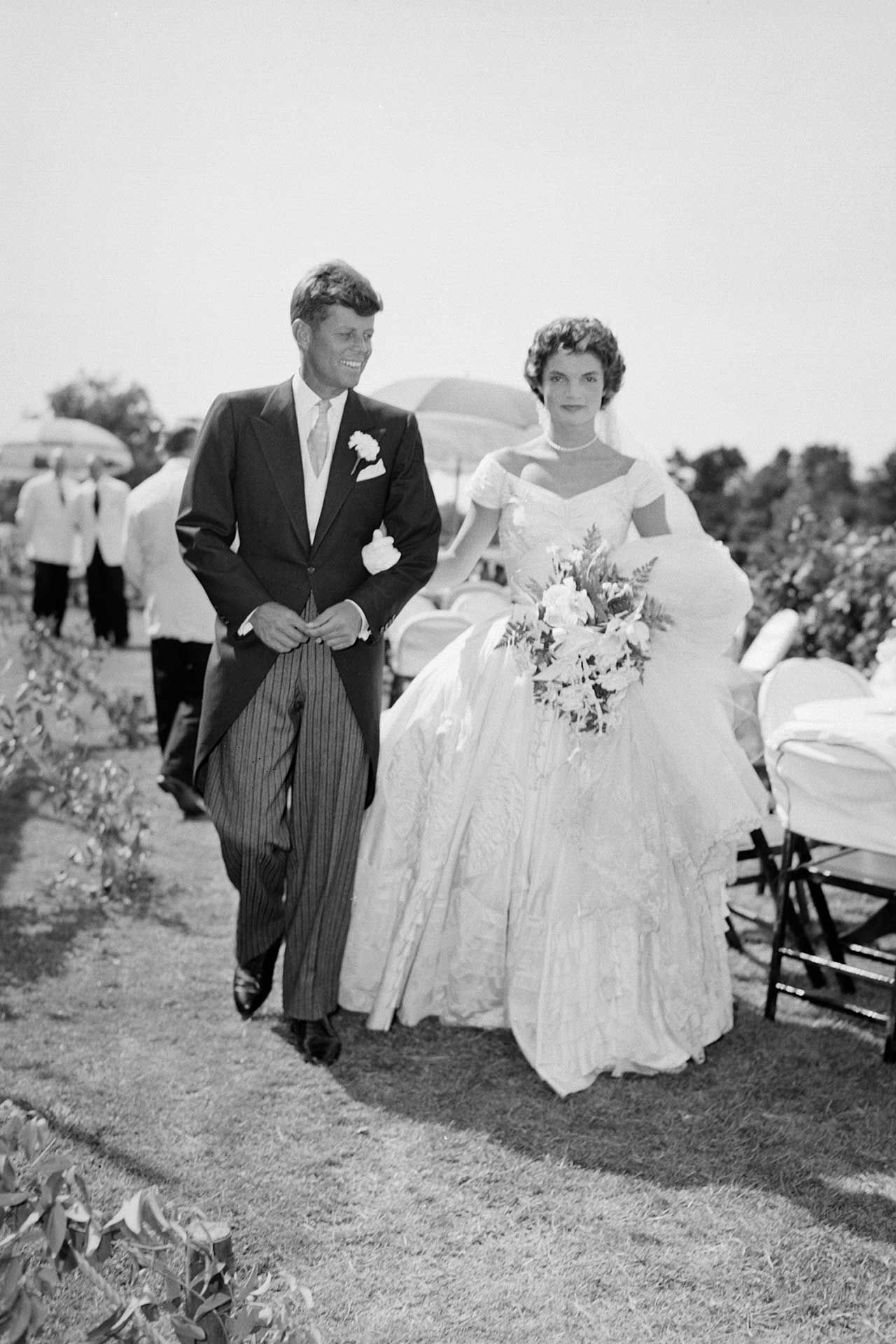 What was Jackie Kennedys dress size? Get the surprising details about her measurements.