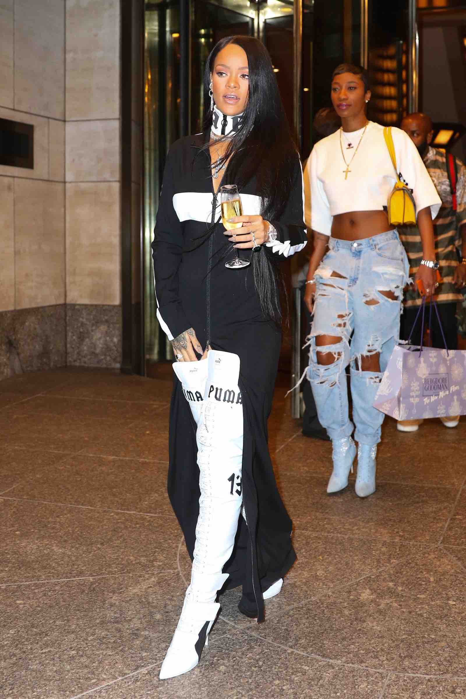 The ultimate guide to awesome Rihanna style street fashion (See her best outfits and learn how)