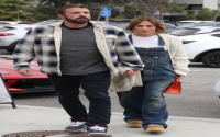 Are Bradley Cooper Jennifer Garner dating? We look into the truth about their bond.