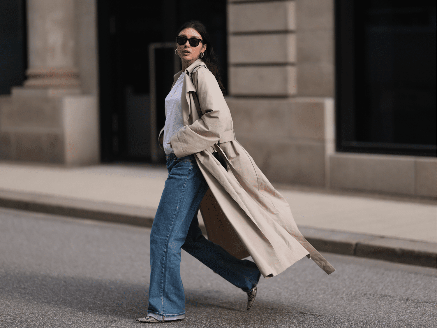 How to style transparent fashion perfectly? (Get easy tips from our experts for a chic and modern look)