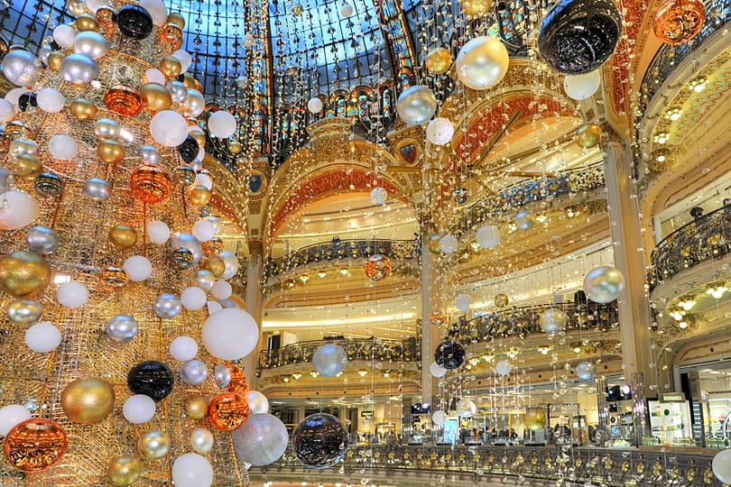 How do you find beautiful Christmas in Paris images? Check out these top festive scenes from the city.
