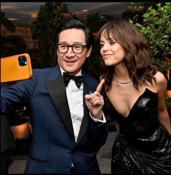 Jenna Ortega with celebrity friends: Who does she trust most? (These celebs are her true inner circle!)