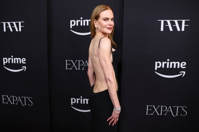 How does sexy Nicole Kidman stay so hot? Learn her secrets to looking great all the time!