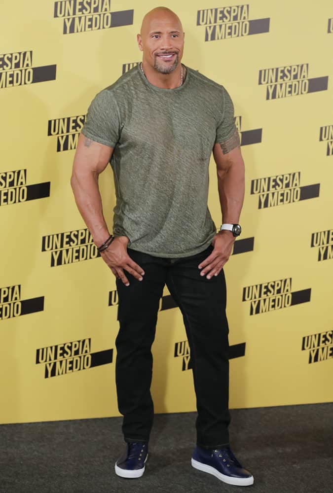 How to style The Rock black shirt? Easy tips to look awesome like Dwayne Johnson today!