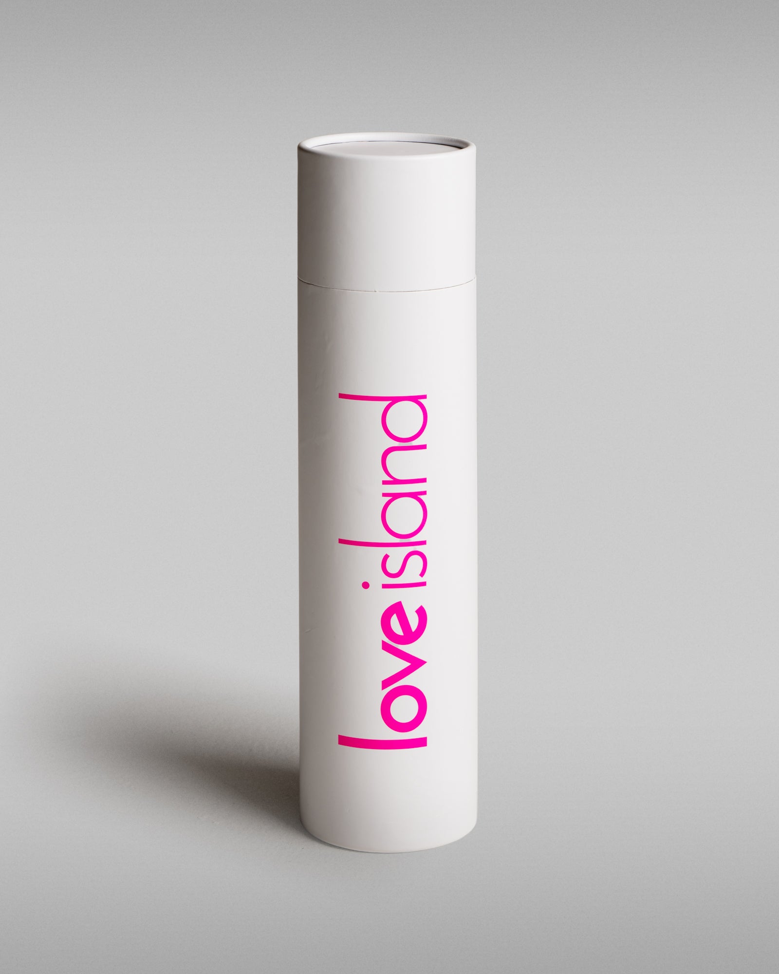Looking for the perfect Love Island gifts? The shop.loveisland online store has many amazing fan ideas for you!