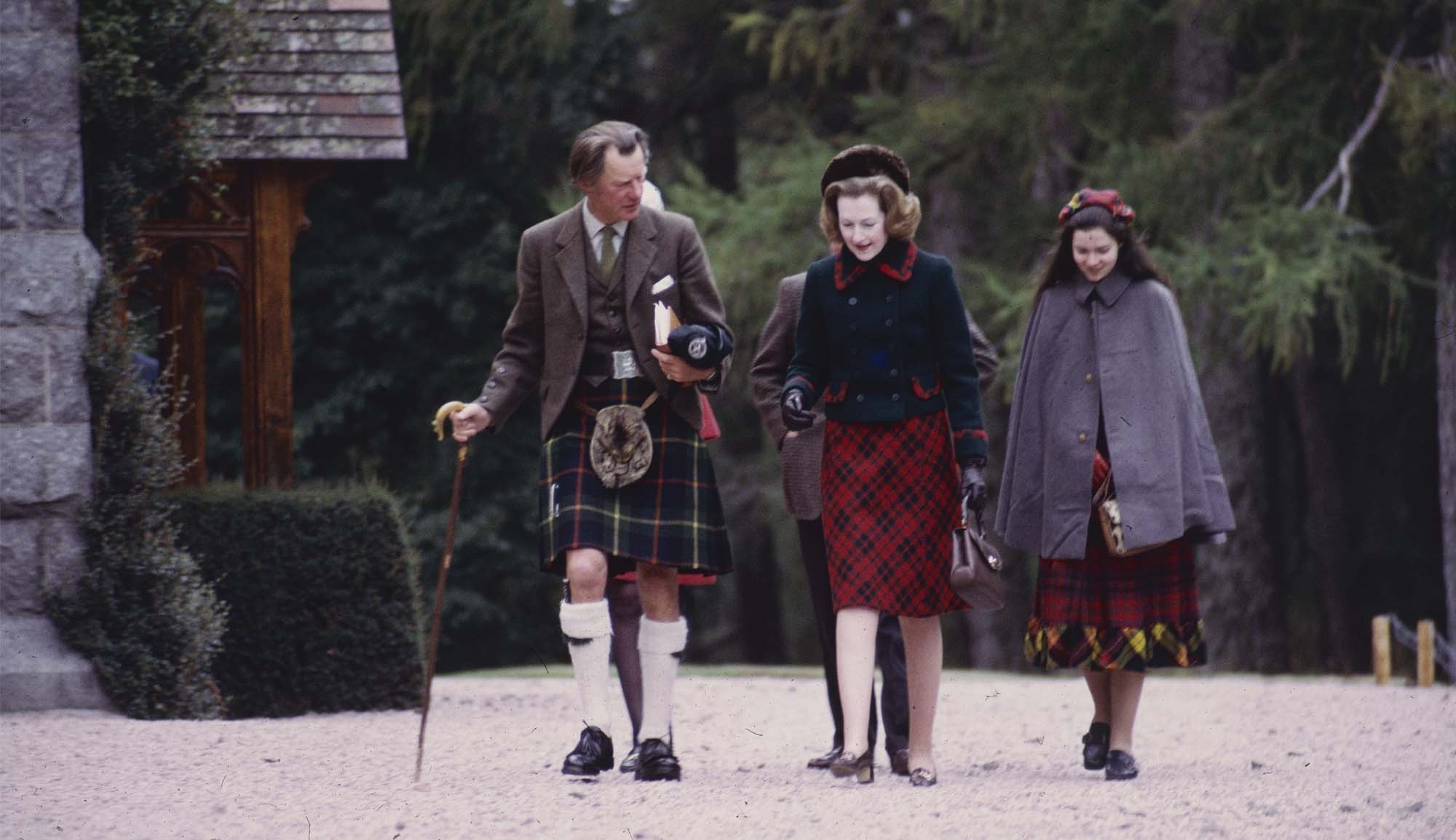 Why is everyone talking about wearing kilts? Discover why it is so popular and how to join in!